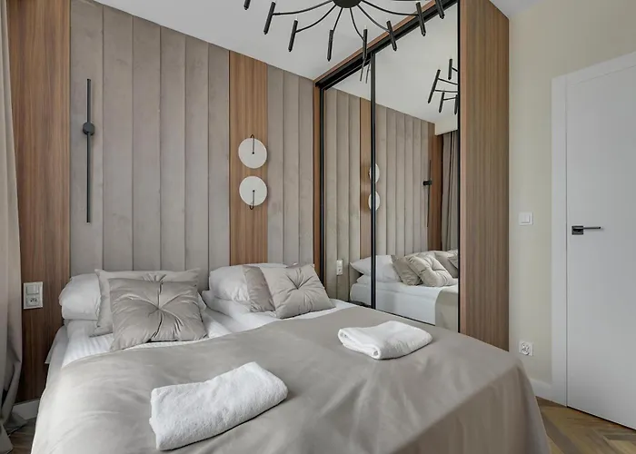Horizon Sauna & Jacuzzi & Parking 3 By Grand Apartment